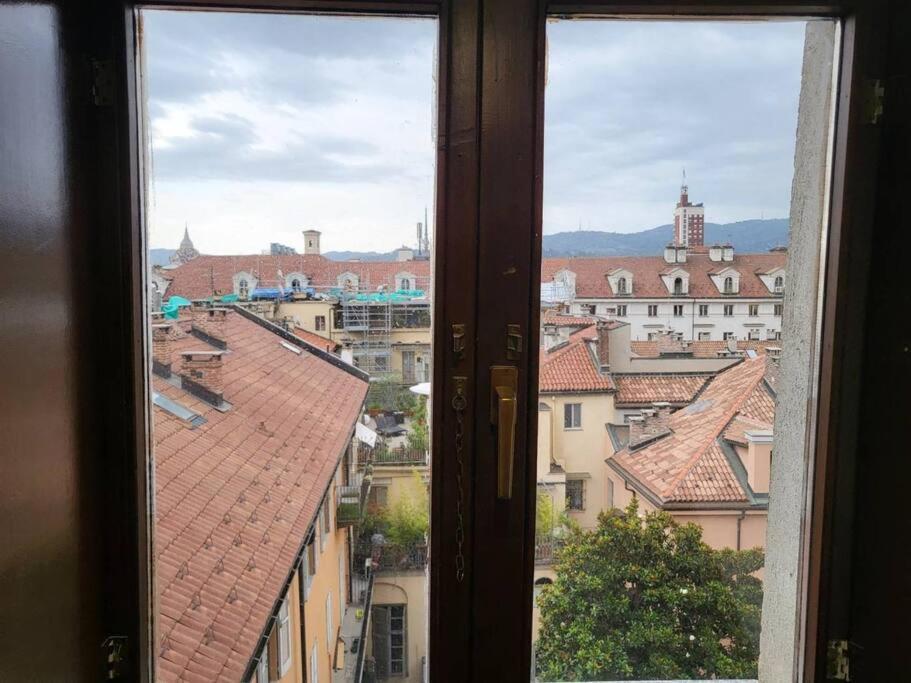 Апартаменты Mansarda Di Charme Con Vista Турин Экстерьер фото